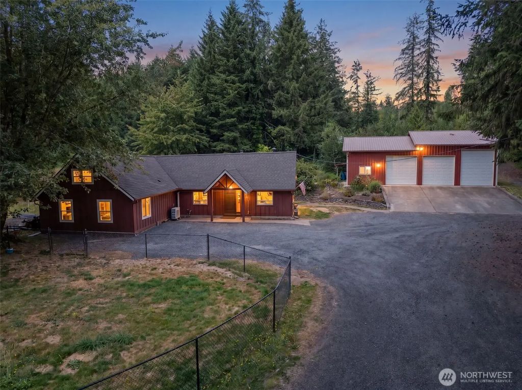 293 Logan Hill Road, Chehalis