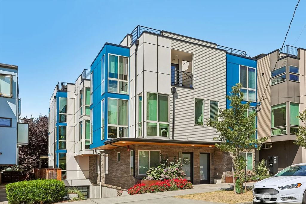 3637 C Dayton Ave N, Seattle