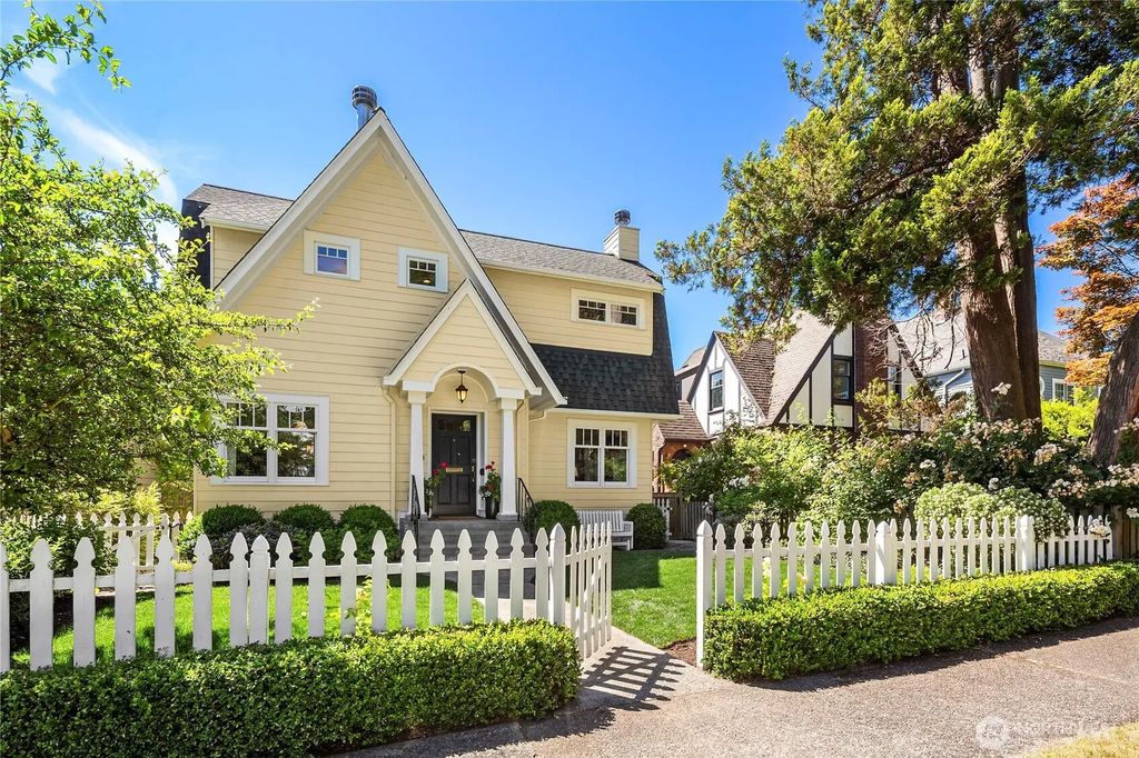 3819 44 Avenue Ne, Seattle