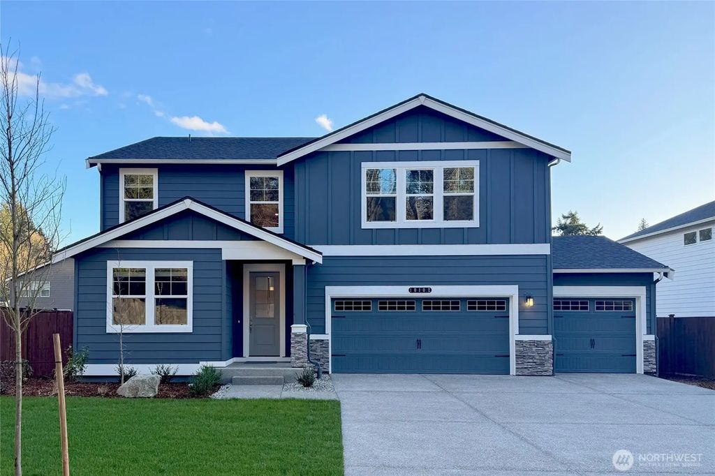 10132 38th Street Ct E 52, Edgewood