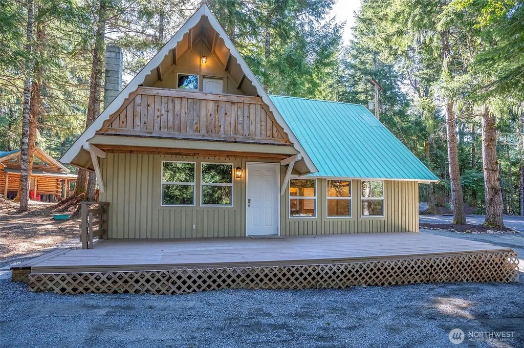 120 Cascade Drive, Packwood