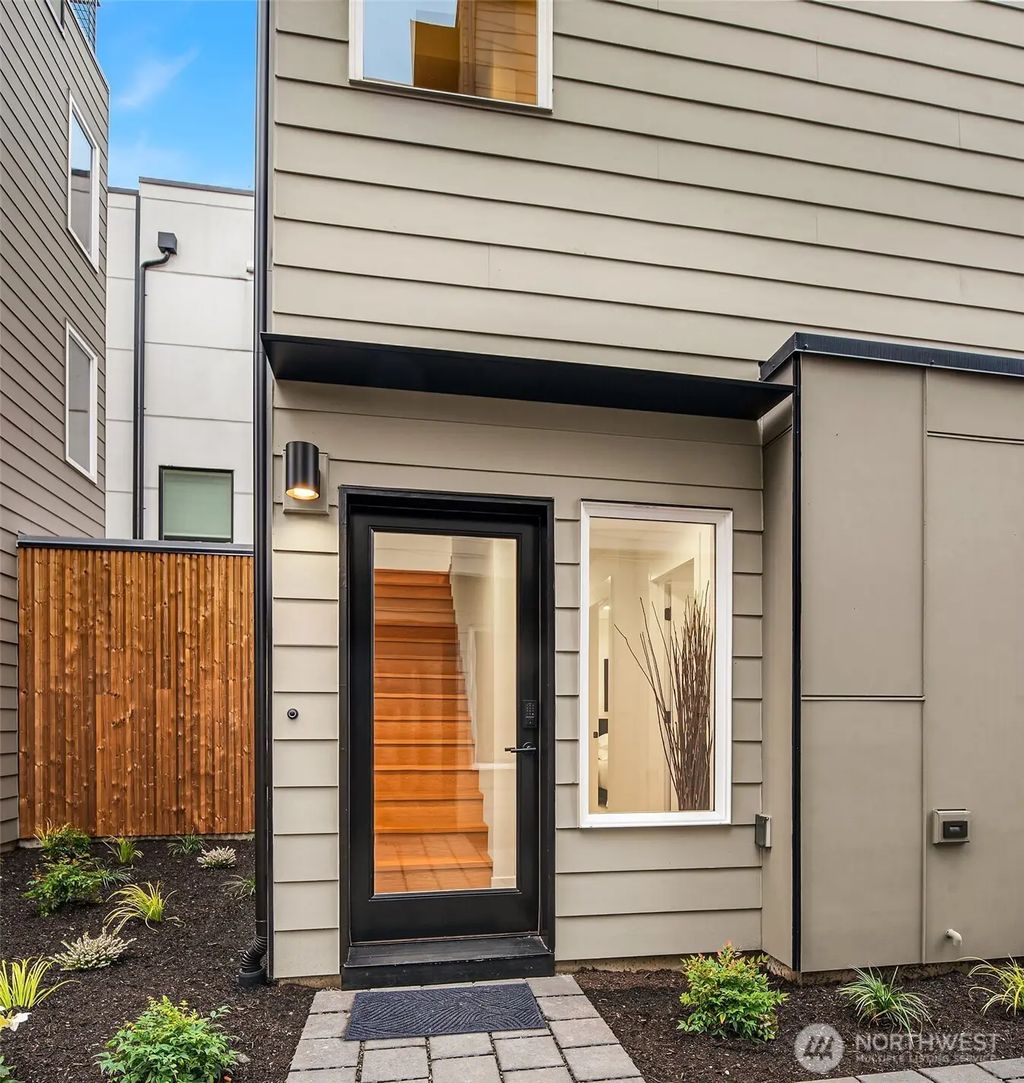 1455 22nd Avenue A, Seattle