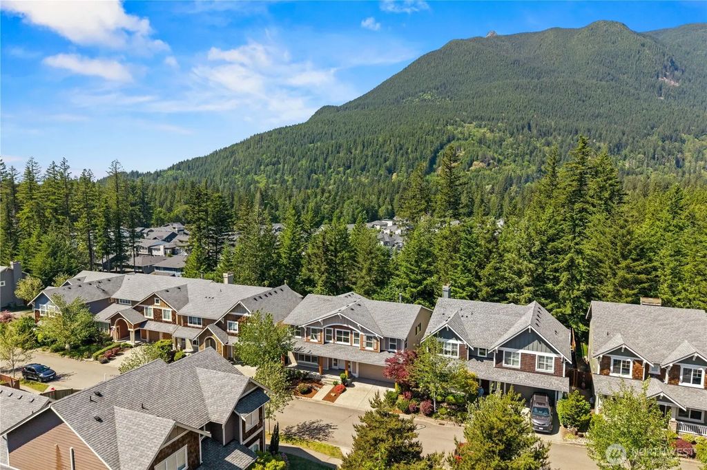 3098 Se 16th Street, North Bend