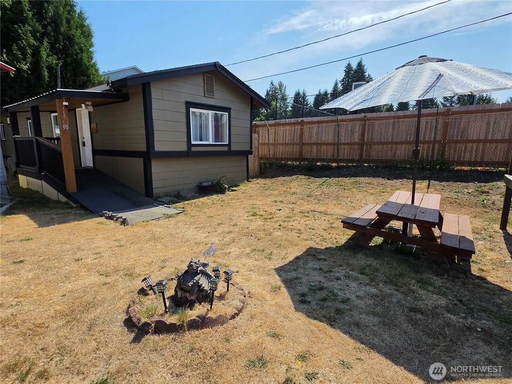 898 Burr Road Se 30, Olympia