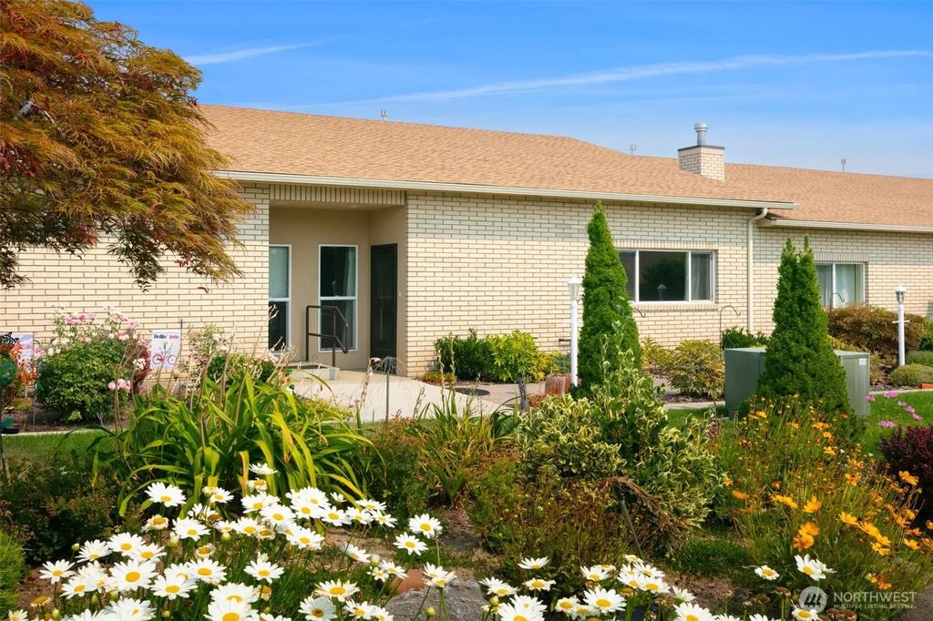 5701 W Chestnut 11, Yakima
