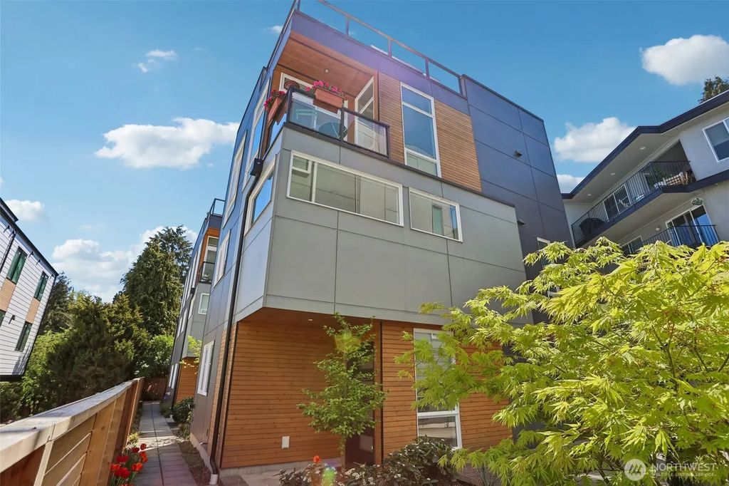 1926 Ferry Avenue Sw, Seattle