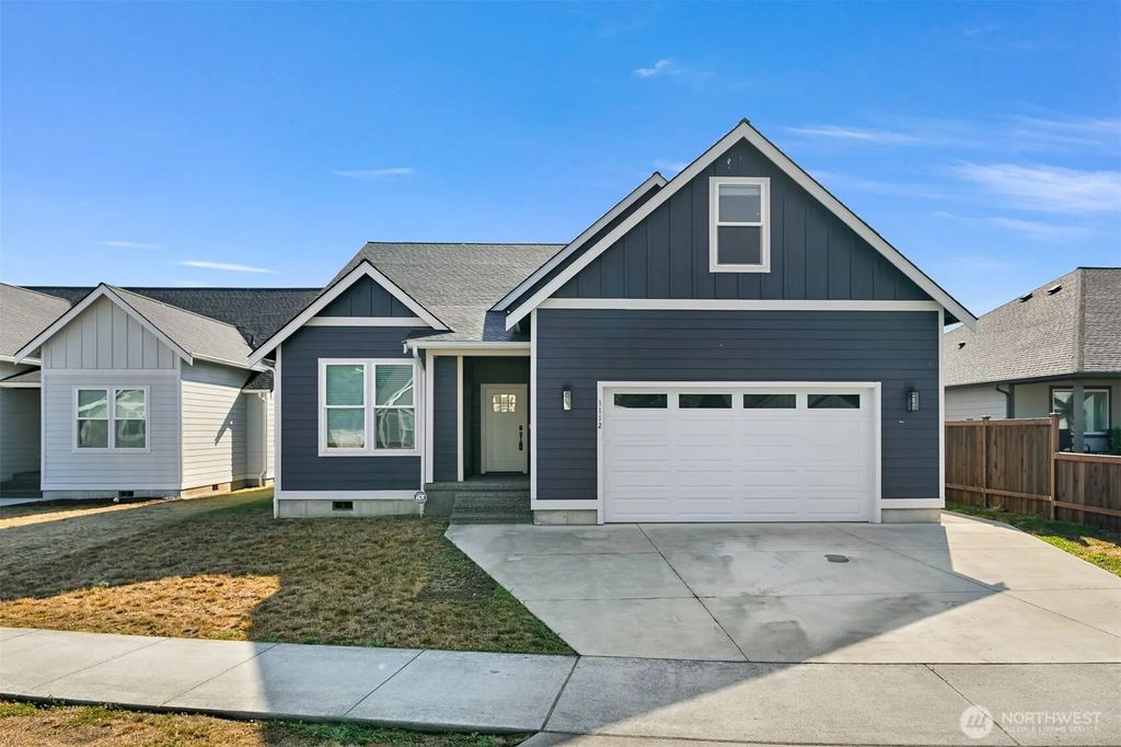 1112 Night Hawk Way, Everson