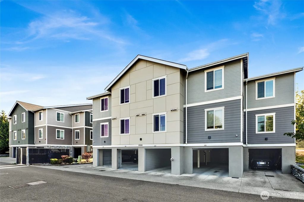 2002 2008 Cherry Street, Ferndale