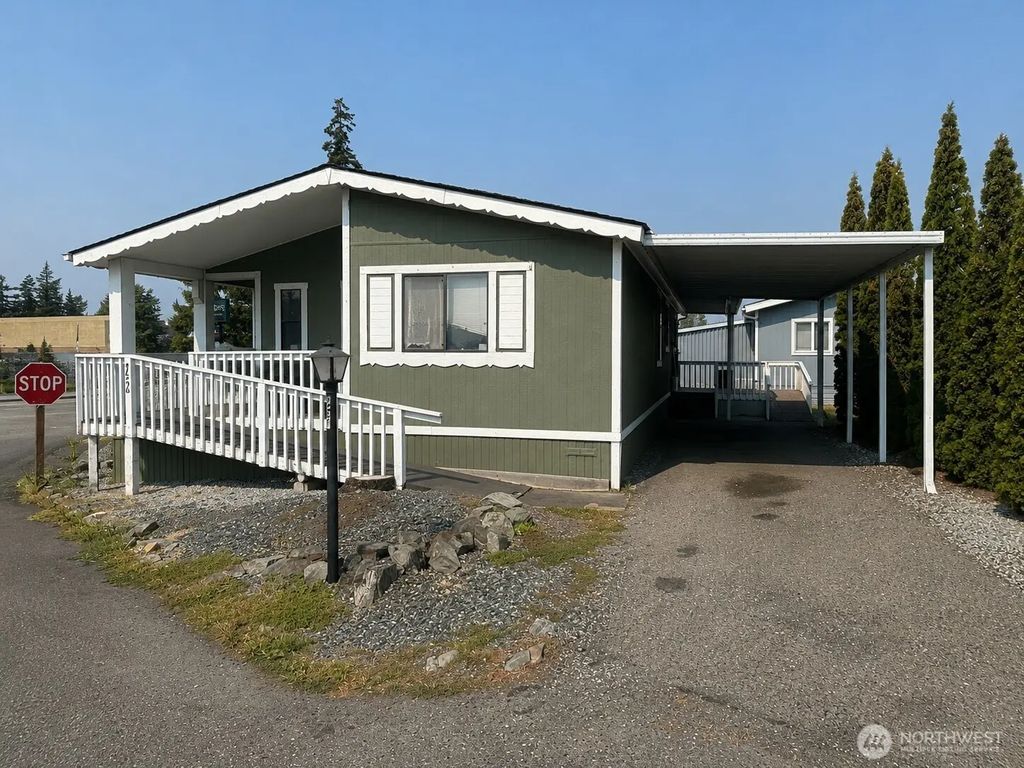 1200 Lincoln 237, Bellingham