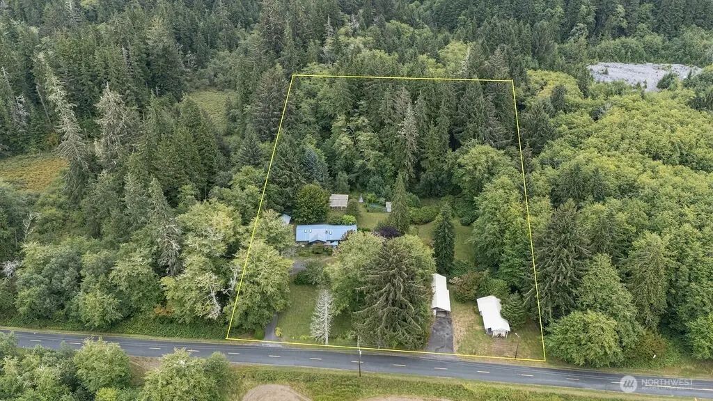 3192 Clearwater Road, Forks