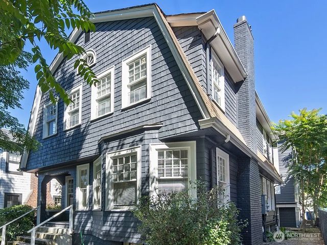 5262 15th Avenue Ne, Seattle