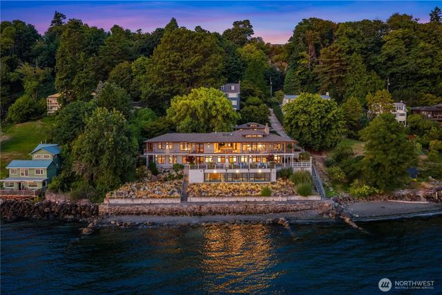 2481 Perkins Lane W, Seattle