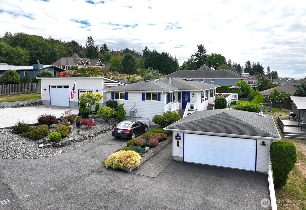 4104 Scatchet View Drive, Clinton