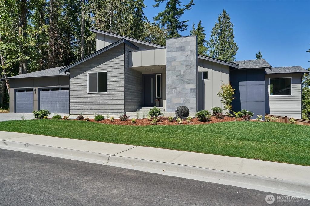 14222 179th Street Ct E 26, Puyallup