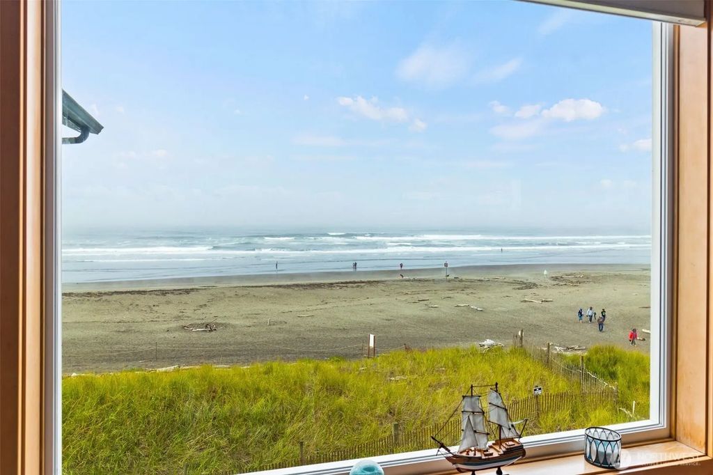 1600 W Ocean Avenue 834, Westport