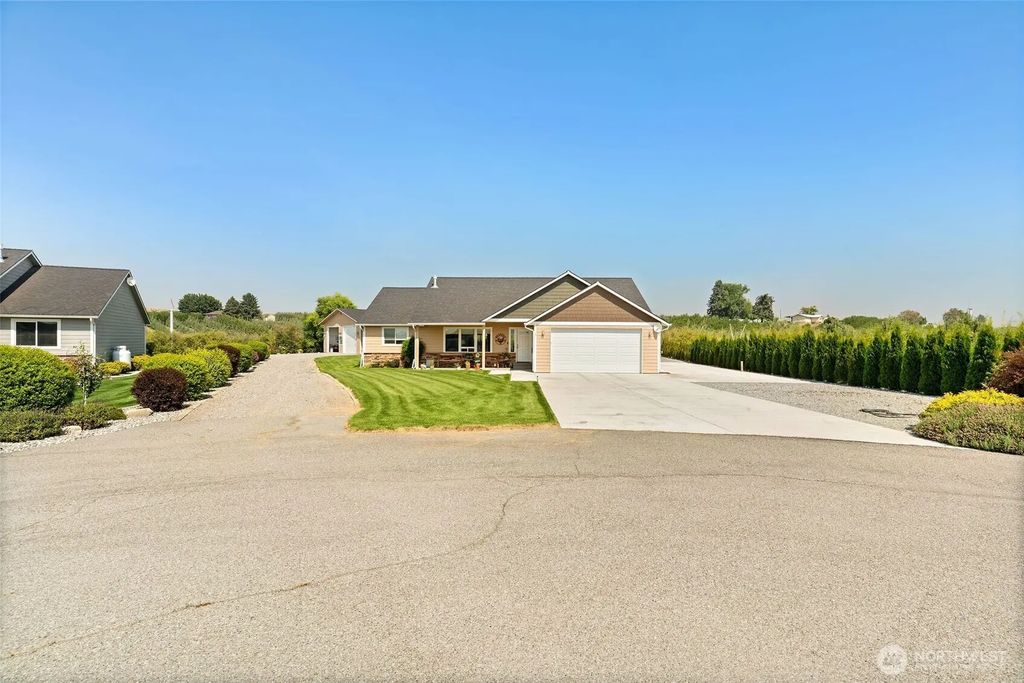 25 Columbia View Drive, Brewster
