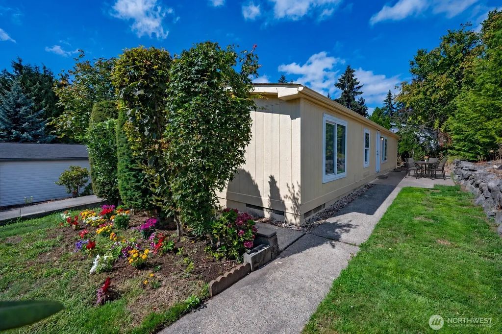 2418 S 371st Street 47, Federal Way