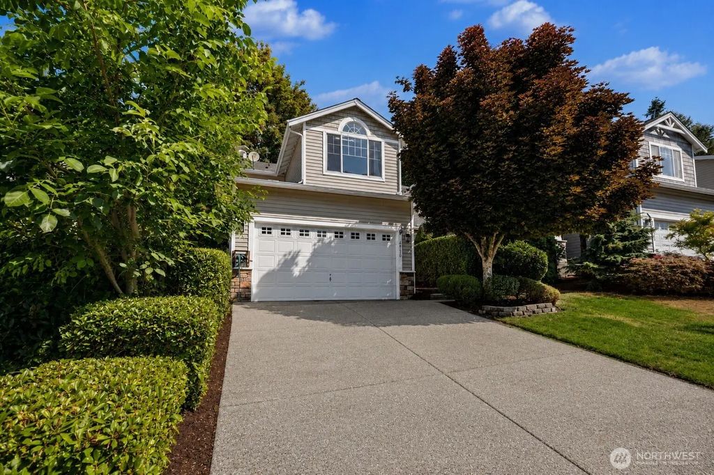 7530 Ne 204th Place, Kenmore