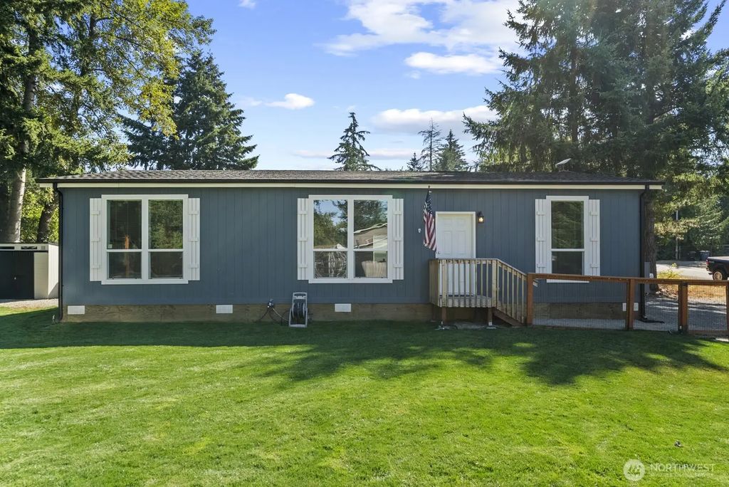 12813 Ridge Cir E, Bonney Lake