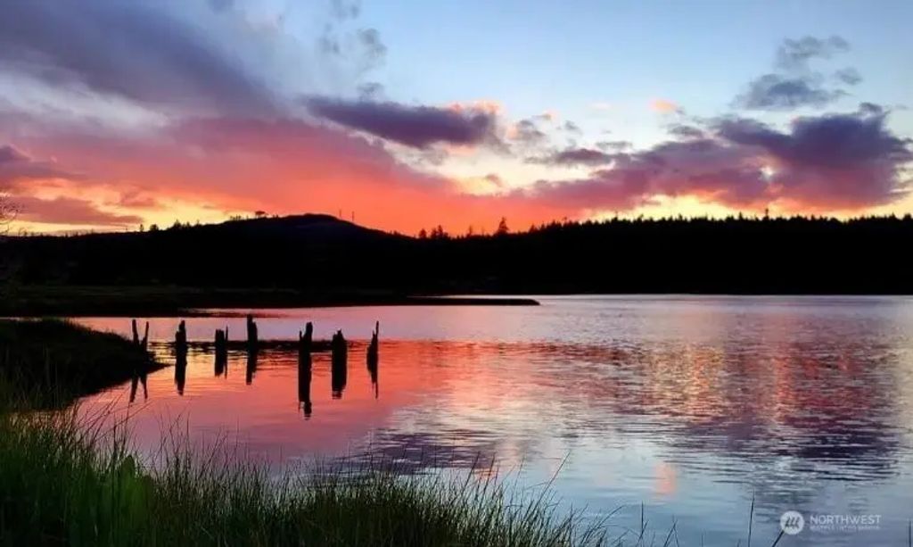 611 Se Kamilche Point Road, Shelton