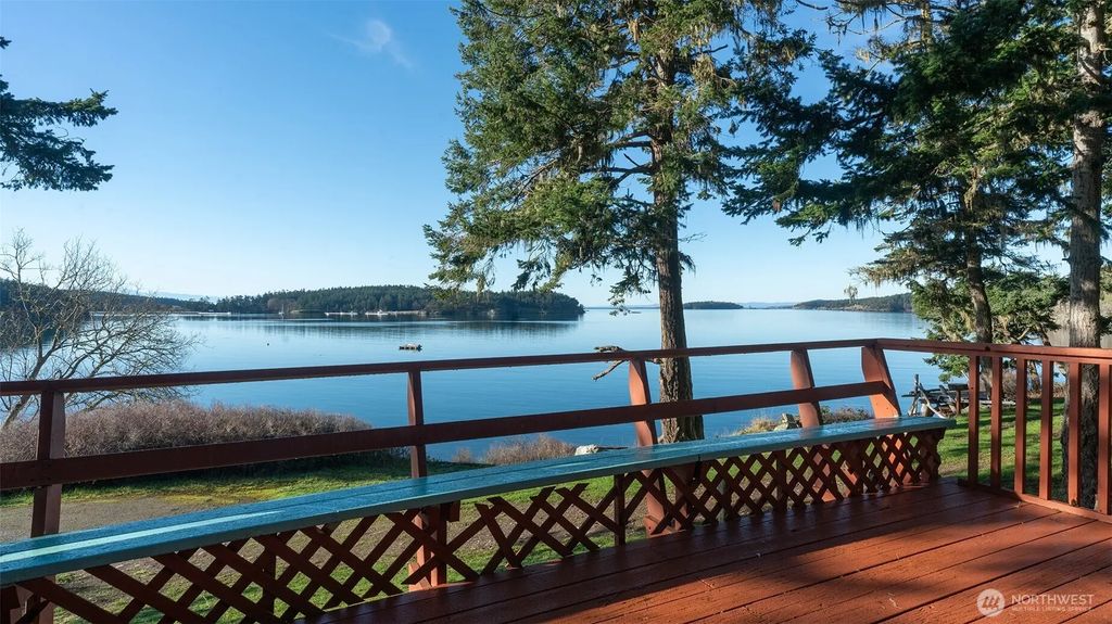 24 Starboard Road, Lopez Island