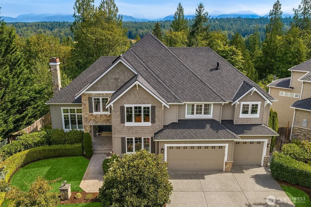 2046 277th Avenue Se, Sammamish