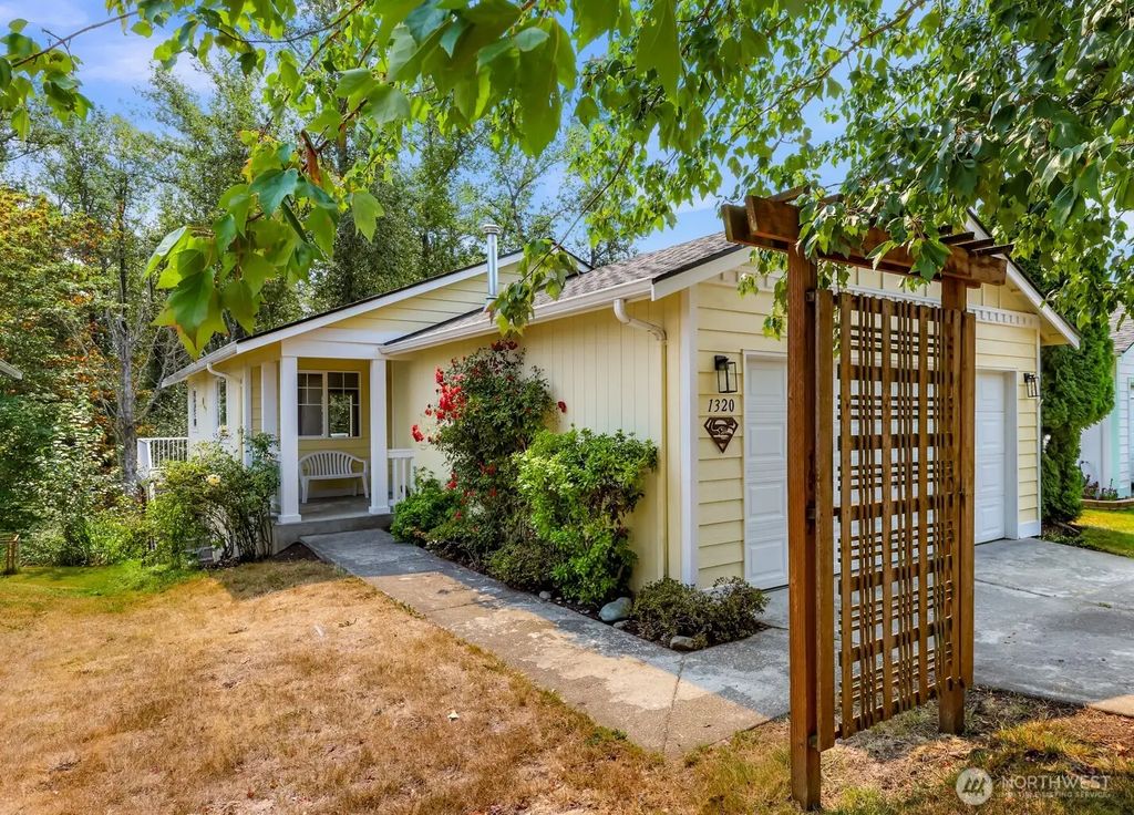 1320 Fruitland Drive, Bellingham