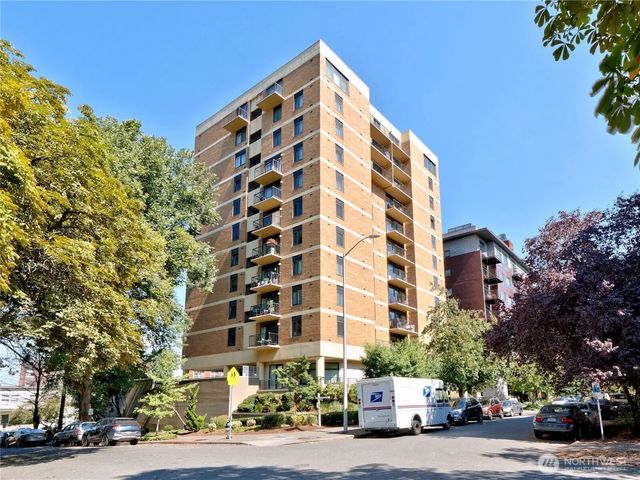 1300 University Street 2a, Seattle