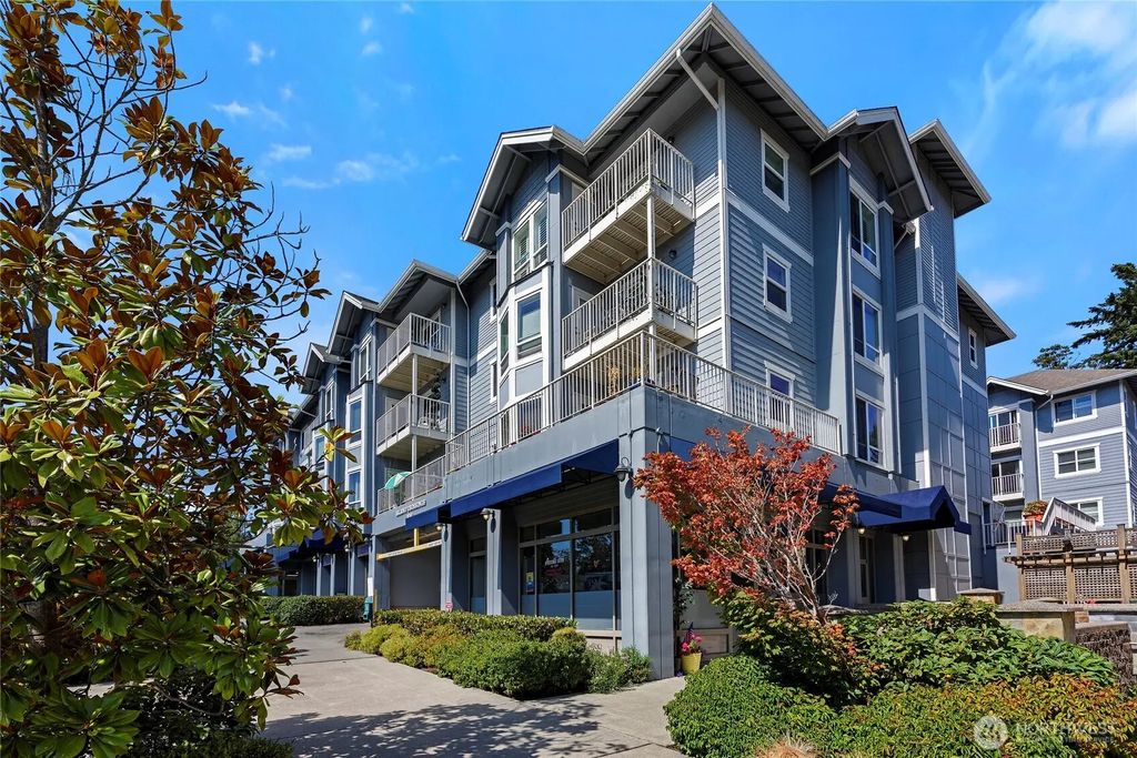 300 High School Road Ne 406, Bainbridge Island