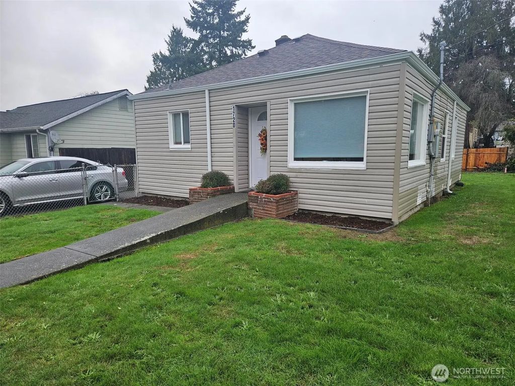 1720 Snyder Avenue, Bremerton