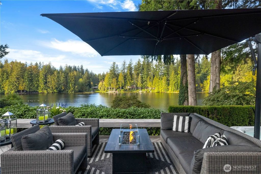 2061 E Beaver Lake Drive Se, Sammamish