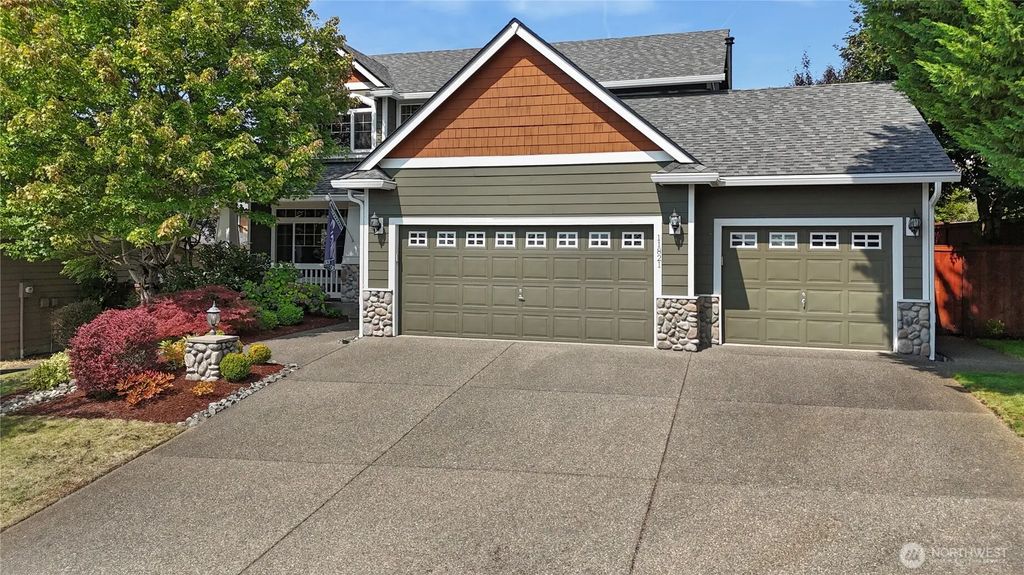 11821 184th Street E, Puyallup