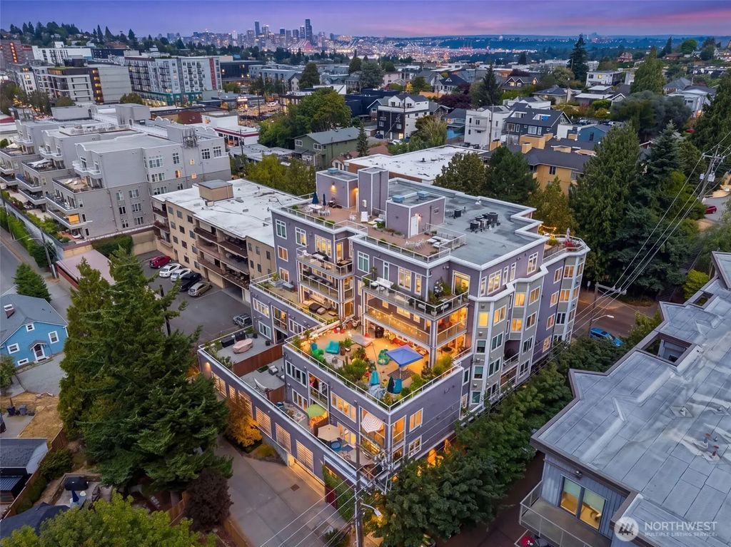 4847 California Avenue Sw 605, Seattle