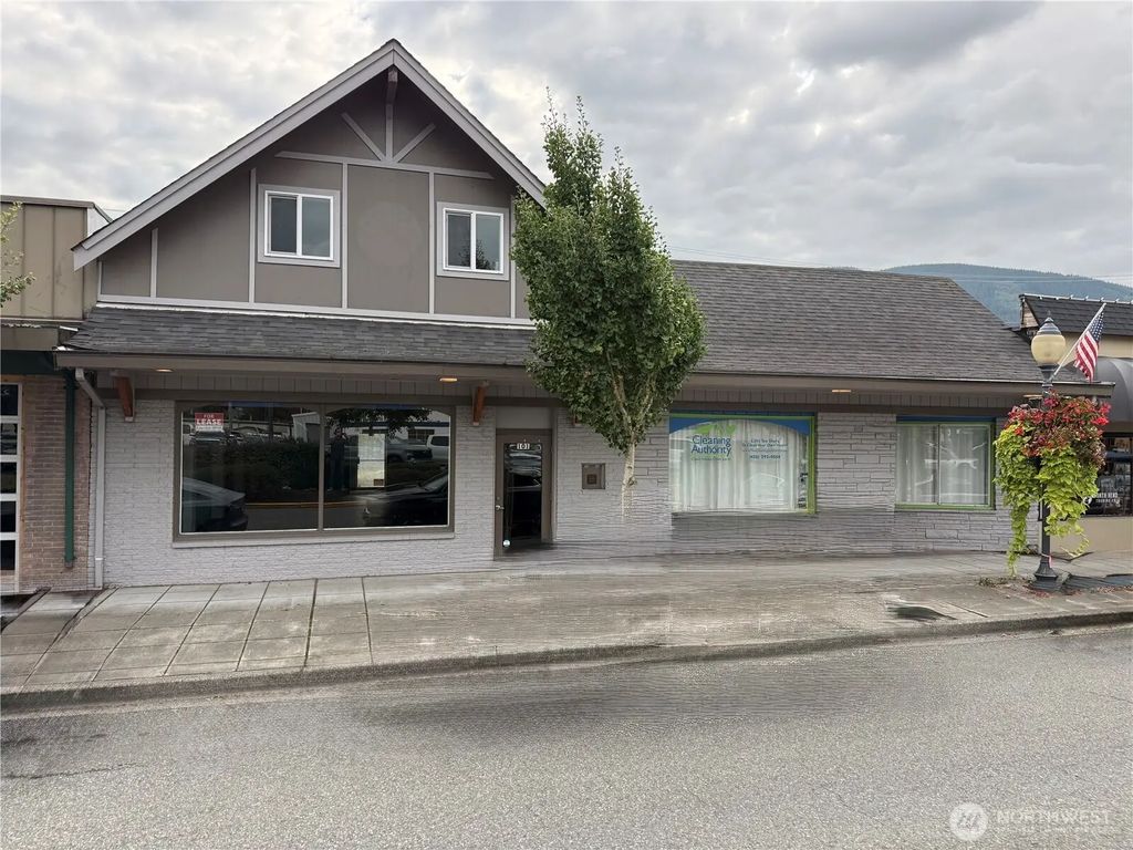 125 E North Bend Way, North Bend