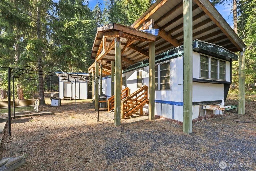 570 W Pacific Avenue, Ronald