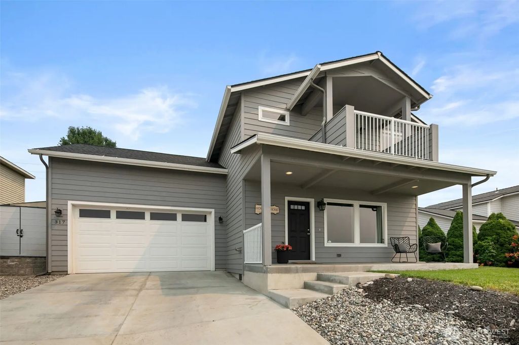 317 S Mary Avenue, East Wenatchee