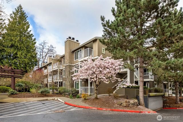 300 N 130th Street 7105, Seattle