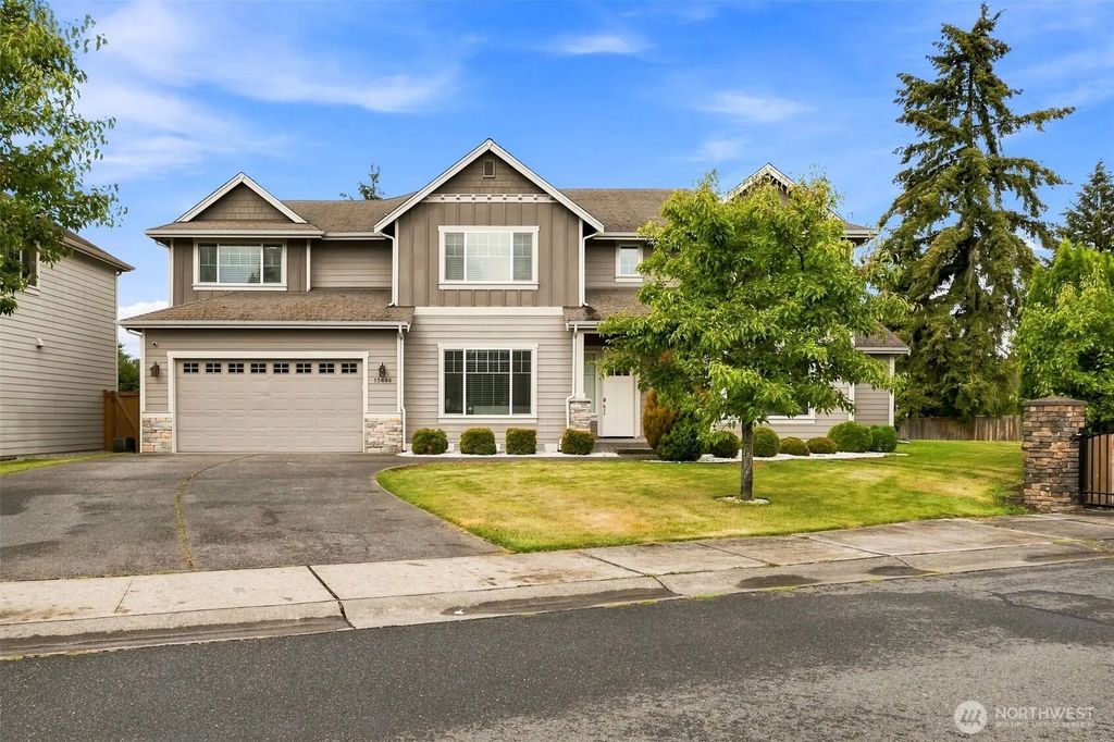 13606 96th Avenue E, Puyallup
