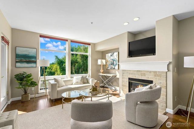 3221 Avalon Way Sw 311, Seattle