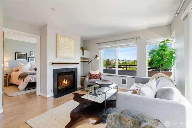 225 Ne 65th Street 406, Seattle
