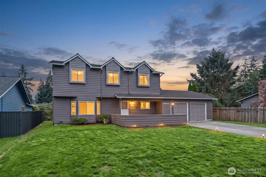 2509 Ne 23rd Place, Renton