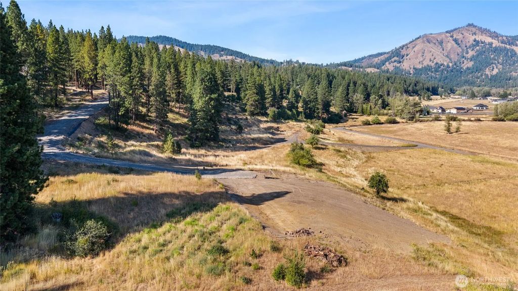 1080 Ranch Road, Cle Elum