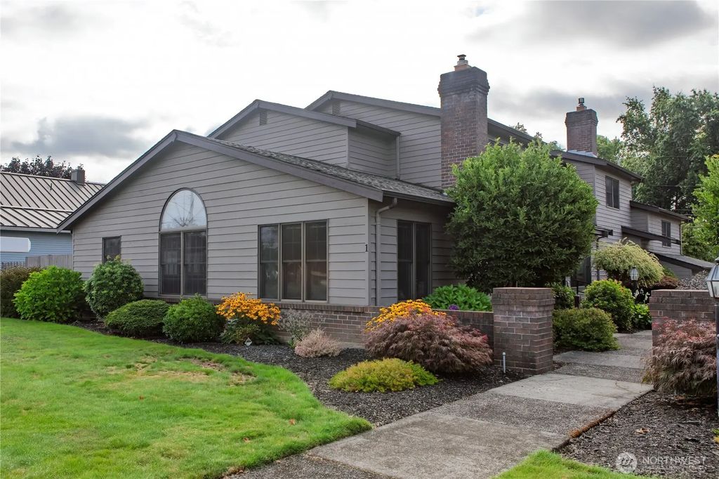 1111 Grover Street 1a, Lynden