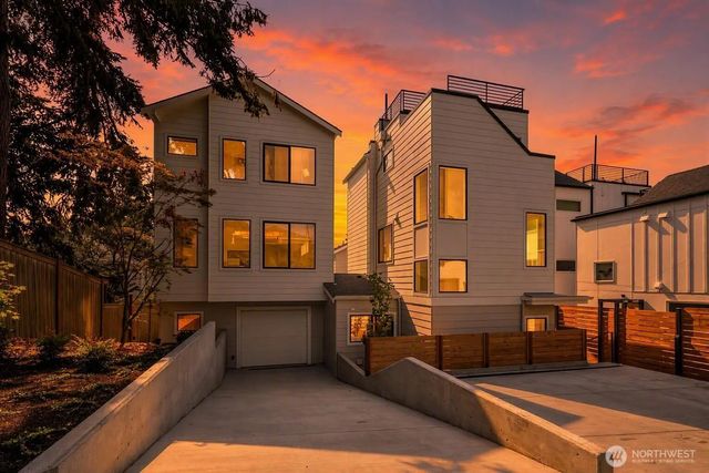 3442 13th Avenue W A, Seattle