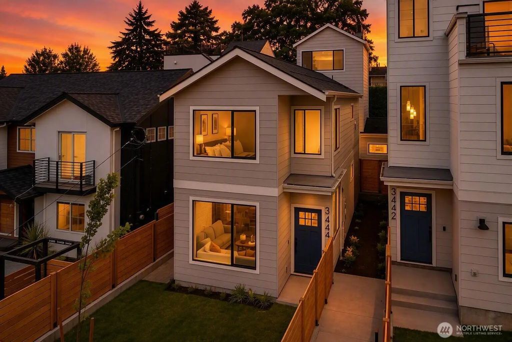 3444 13th Avenue W C, Seattle