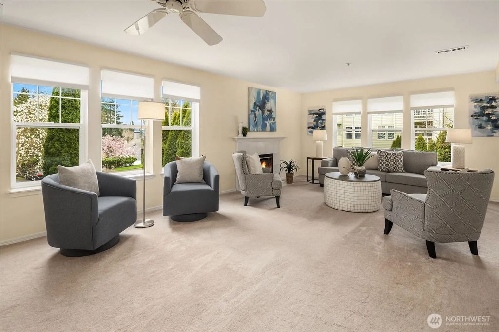 4133 224th Lane Se 213, Issaquah