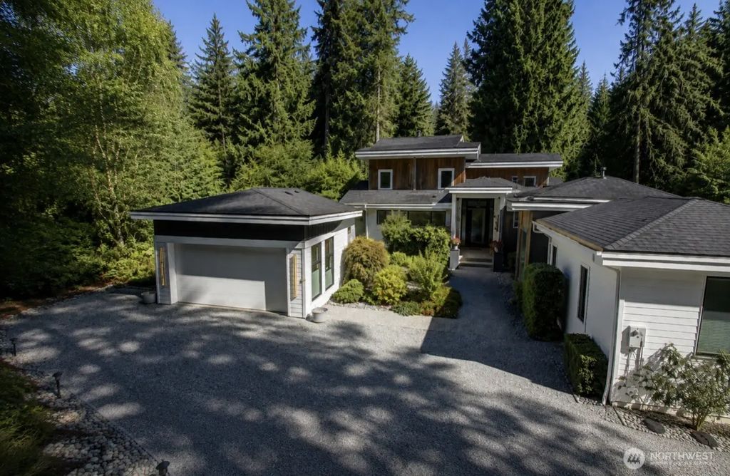 27 Can Ku Road, Camano Island