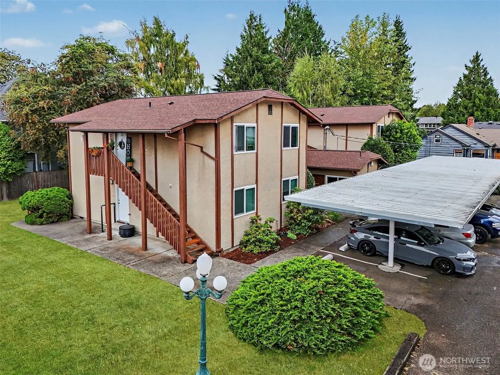 408 2nd Street Nw, Puyallup