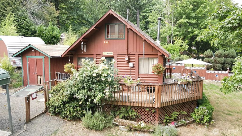 40 E Wood Lane, Shelton