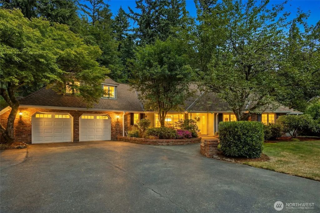 14330 172nd Avenue Ne, Redmond